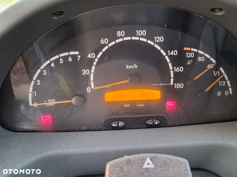 Mercedes-Benz Sprinter - 7
