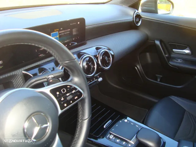 Mercedes-Benz A 250 e Style Plus - 22