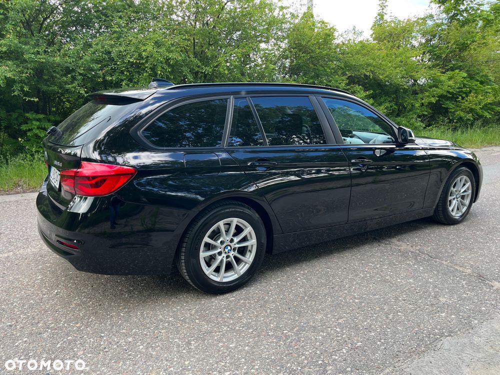 BMW Seria 3 318d - 5