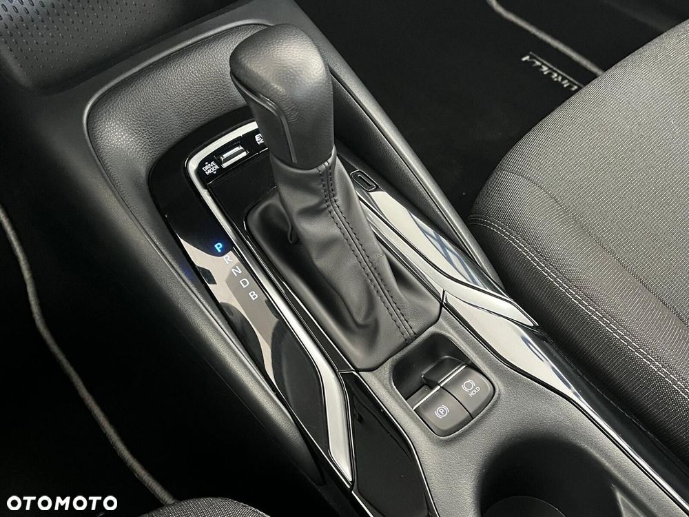 Toyota Corolla 1.8 Hybrid Comfort - 30