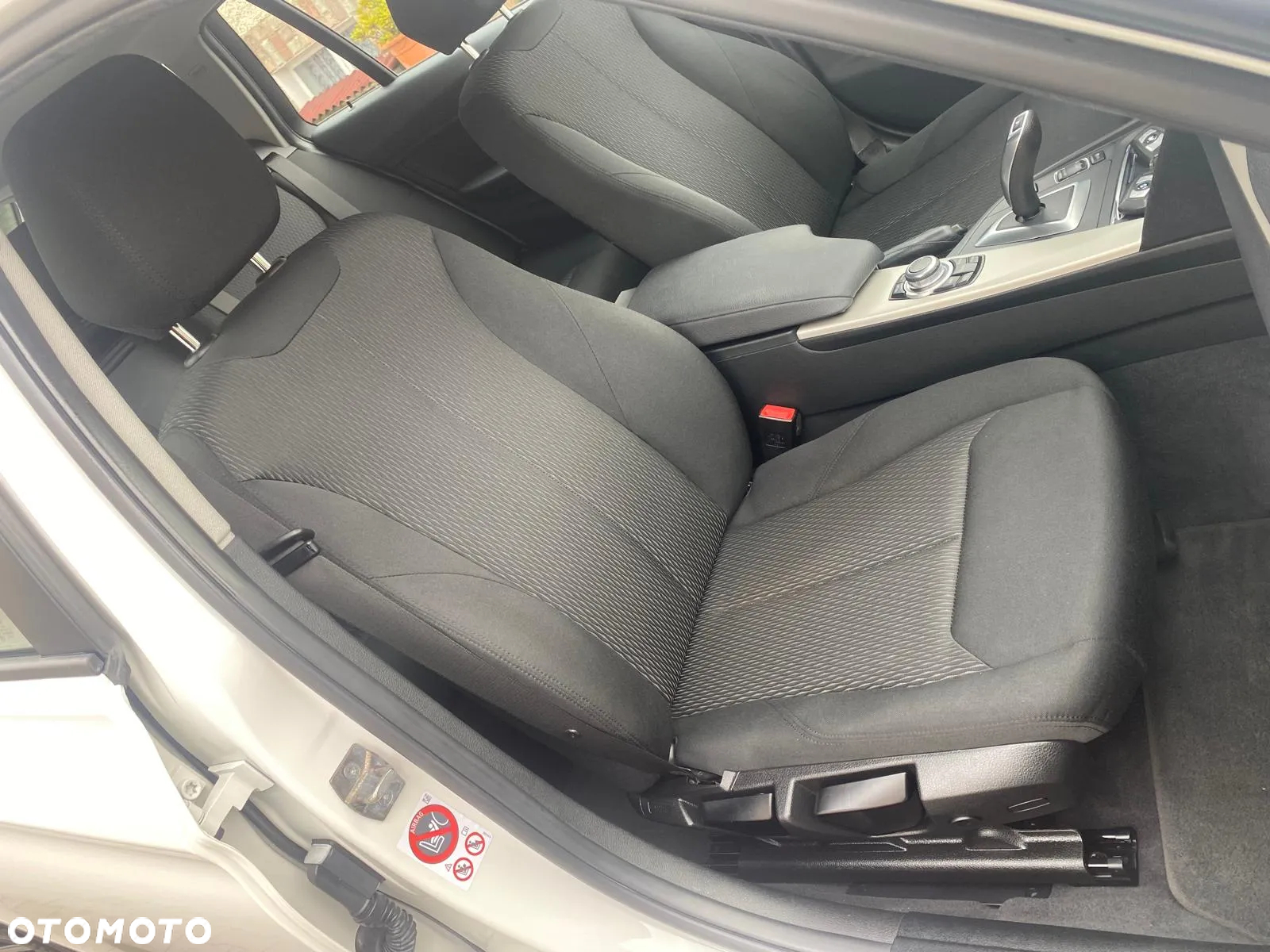 BMW Seria 3 320d Luxury Line - 31