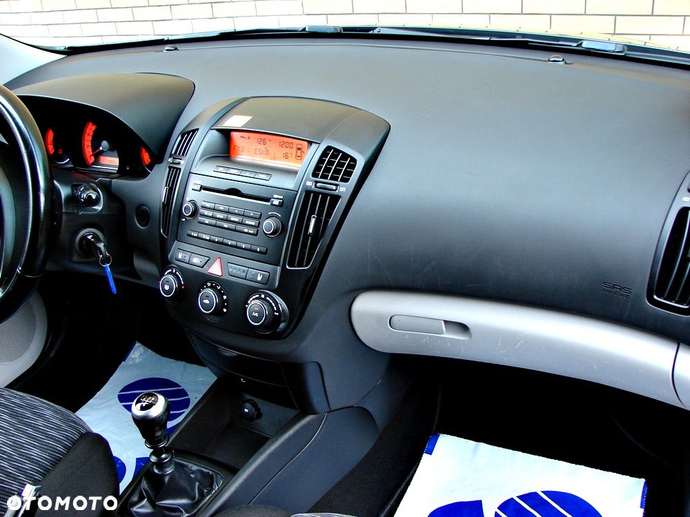 Kia Ceed 1.6 Comfort - 18