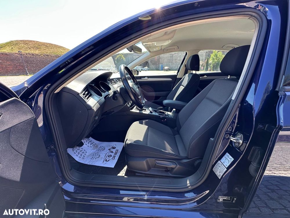 Volkswagen Passat - 13