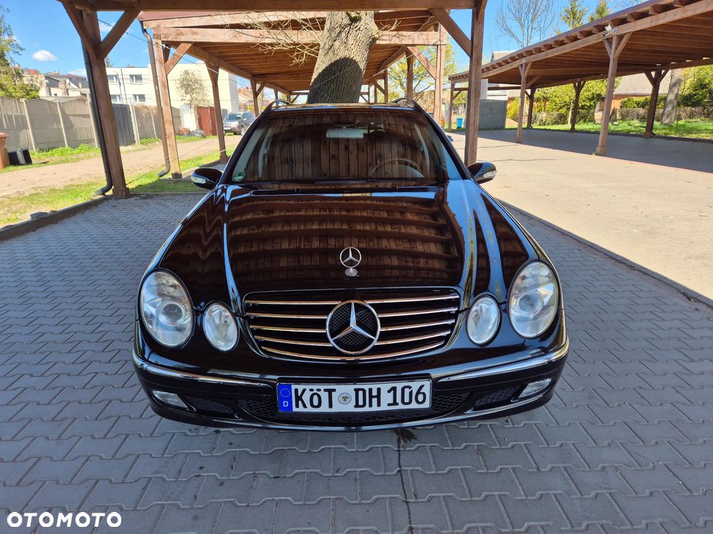 Mercedes-Benz Klasa E 240 4Matic Elegance - 2