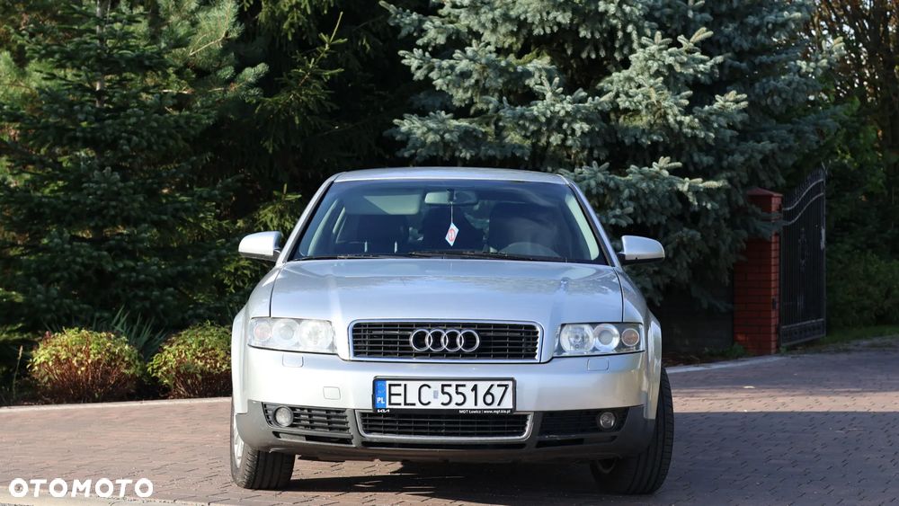 Audi A4 Limousine - 7
