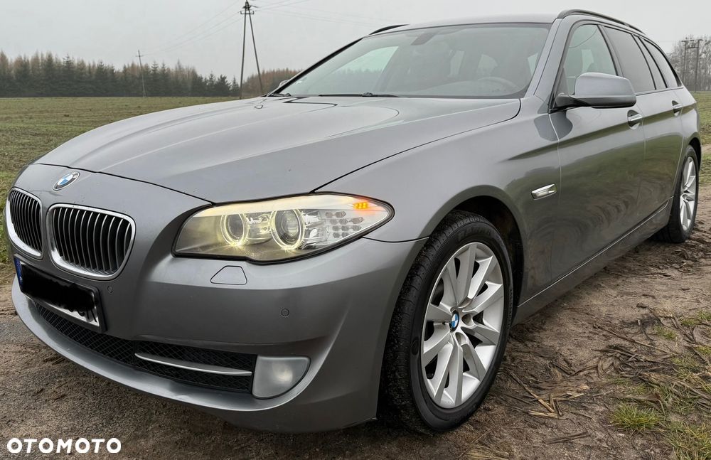 BMW Seria 5 520d Luxury Line - 2