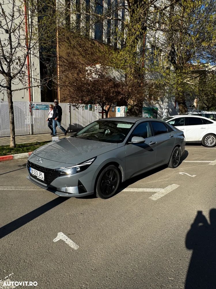 Hyundai Elantra 1.6 l 123 CP 6MT Highway - 2