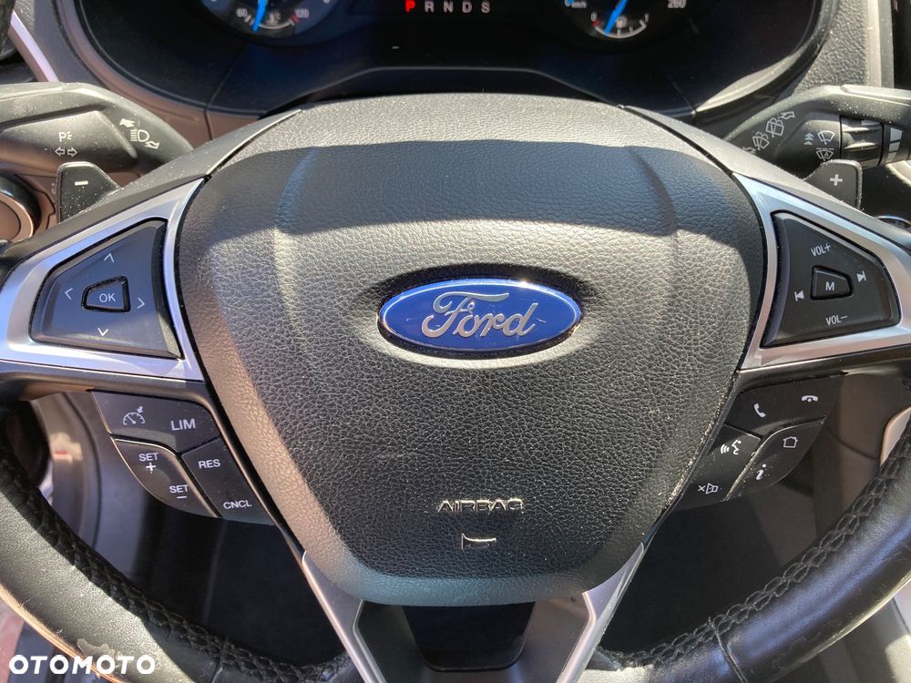 Ford Galaxy - 12
