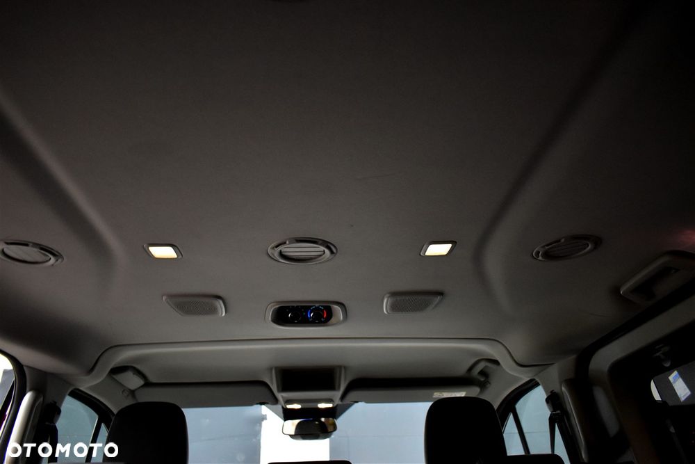 Ford Tourneo Custom 320 L1H1 VA Autm Titanium X - 25