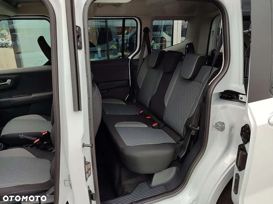 Ford Tourneo Courier 1.0 EcoBoost Titanium - 15