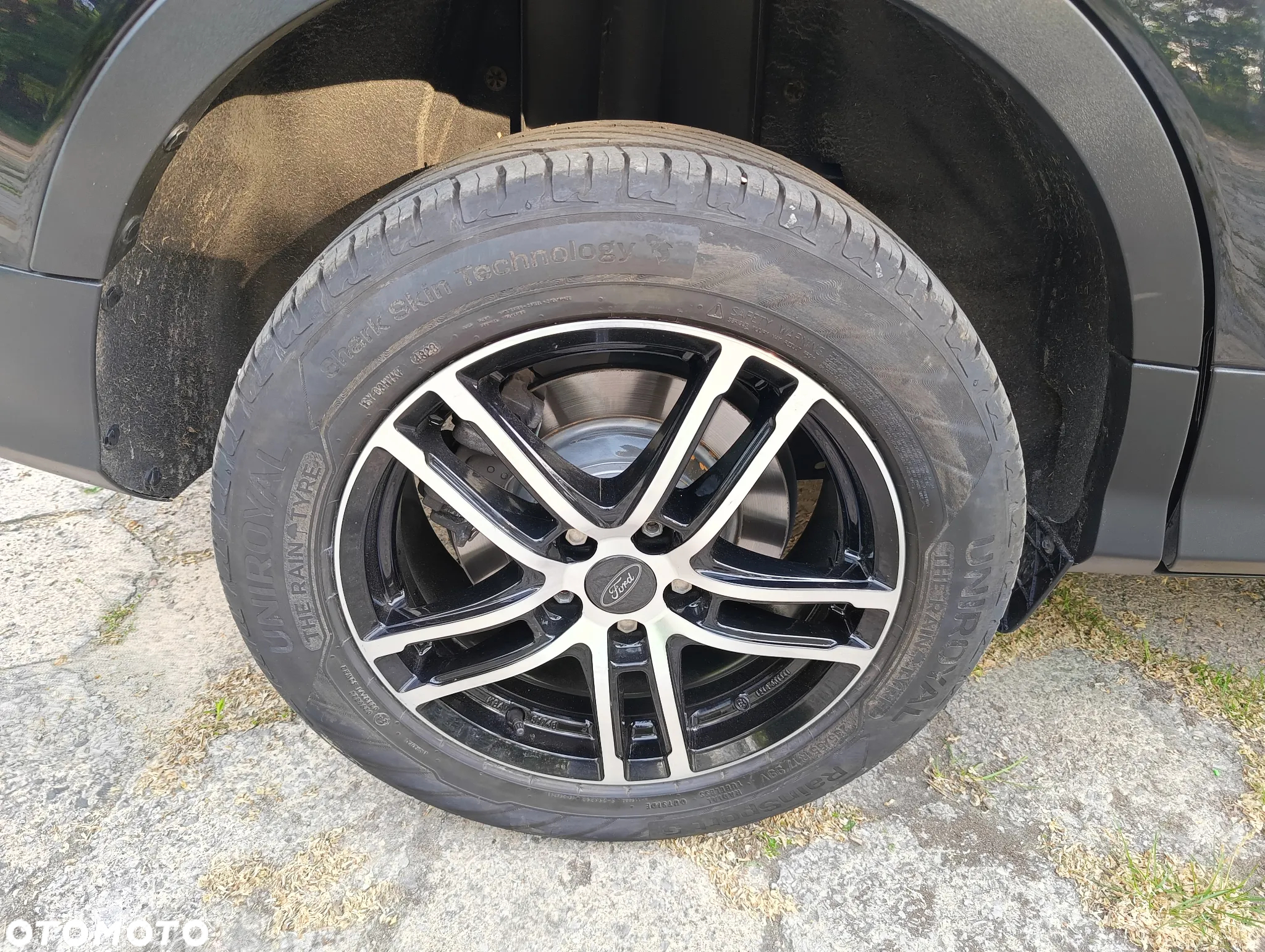 Ford Kuga 2.0 TDCi 2x4 Titanium - 8