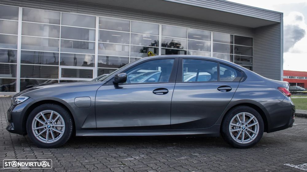 BMW 330 e Corporate Edition Auto - 4