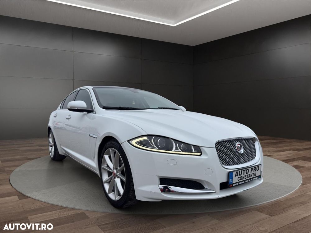 Jaguar XF - 2
