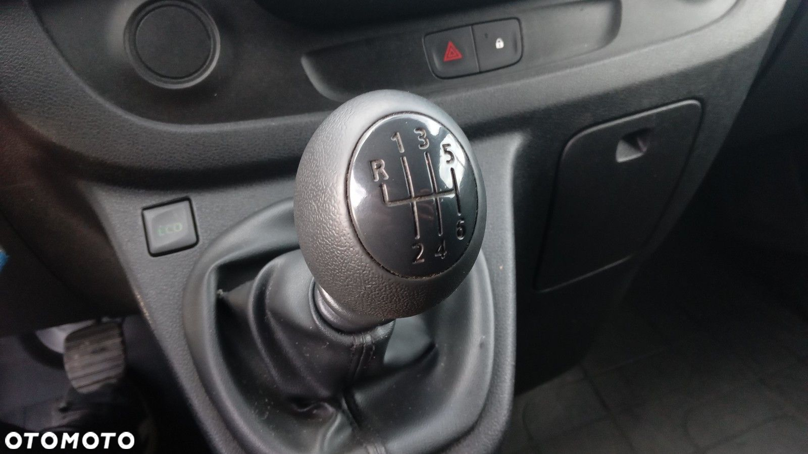 Renault Trafic - 21