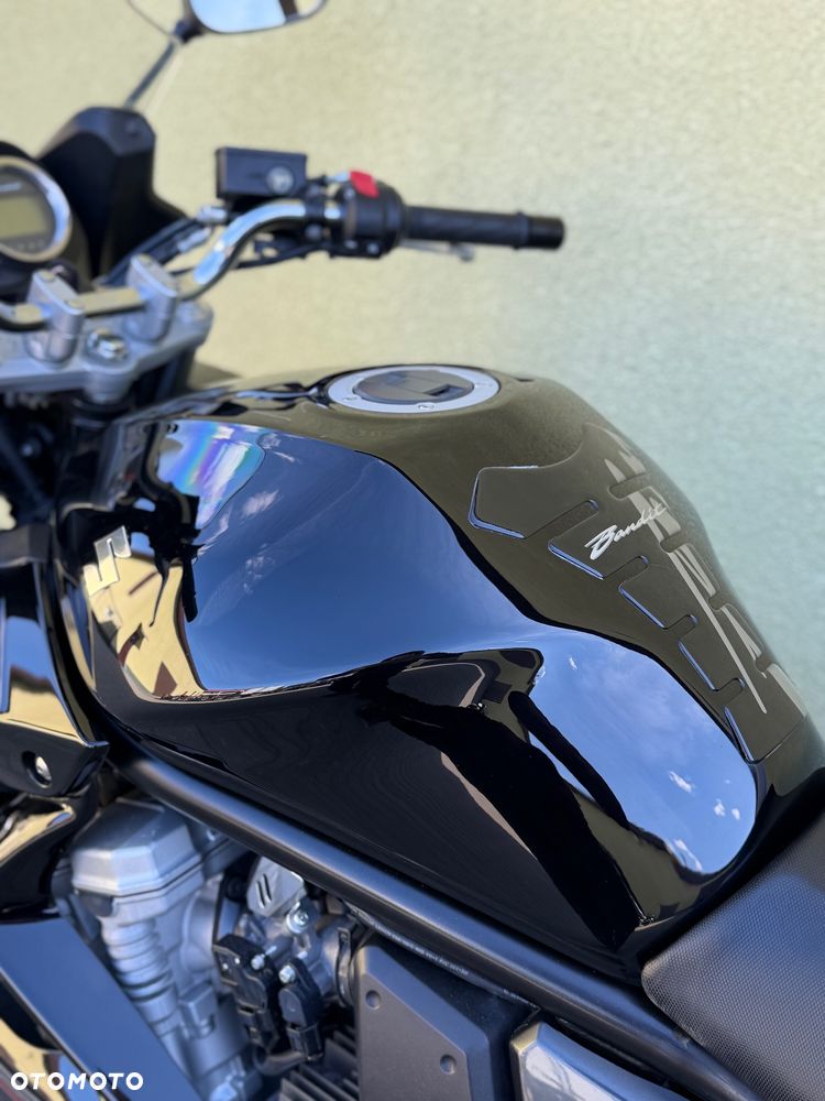 Suzuki Bandit - 35