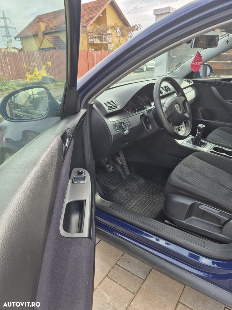 Volkswagen Passat 2.0TDI Trendline DPF - 10
