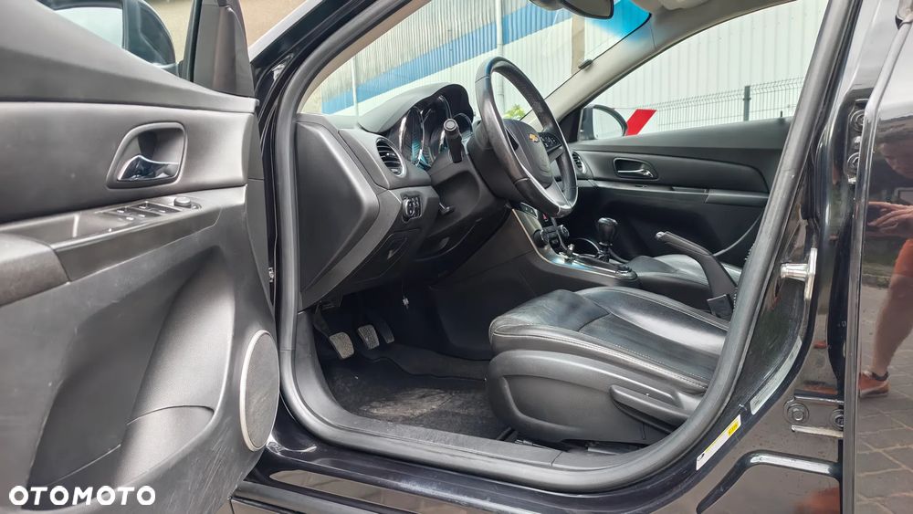 Chevrolet Cruze 1.4T LTZ+ - 18