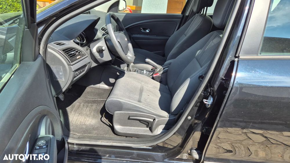 Renault Megane ENERGY dCi 110 Start & Stopp LIMITED - 9