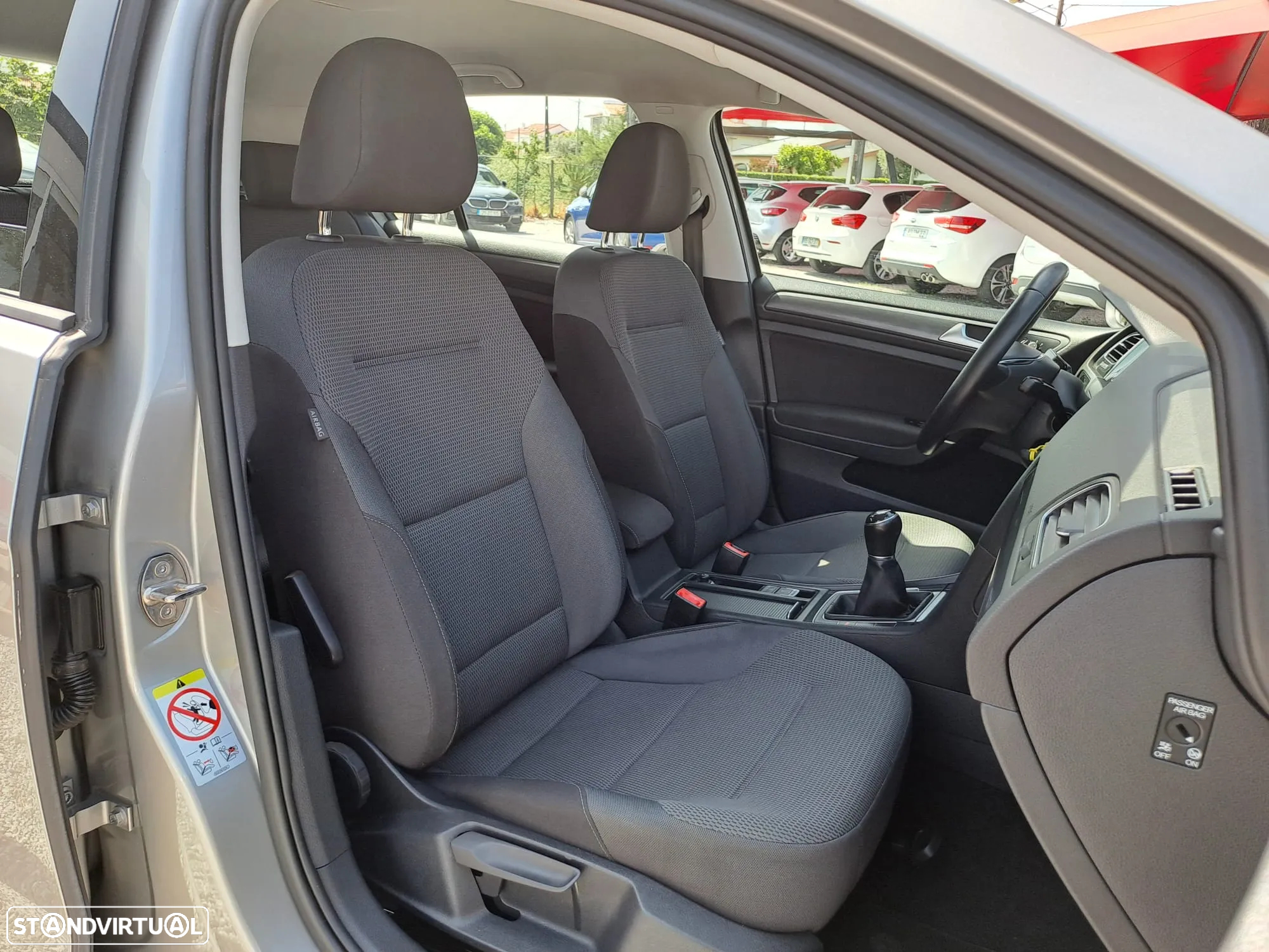 VW Golf 1.0 TSI Confortline - 12