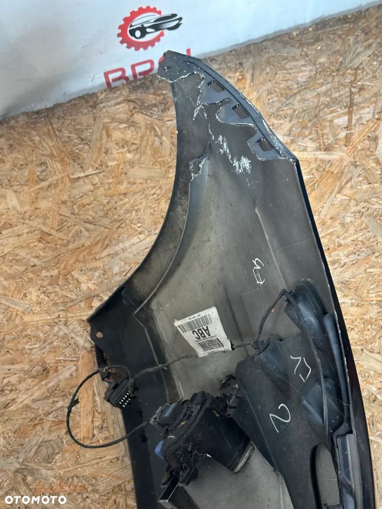 ZDERZAK PRZEDNI FORD FOCUS III  FB - 7