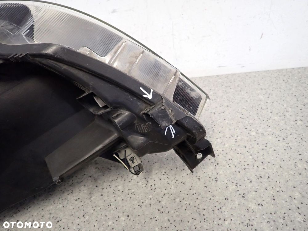 NISSAN NOTE E11 06- LAMPA PRZEDNIA PRAWA REFLEKTOR EUROPA - 10