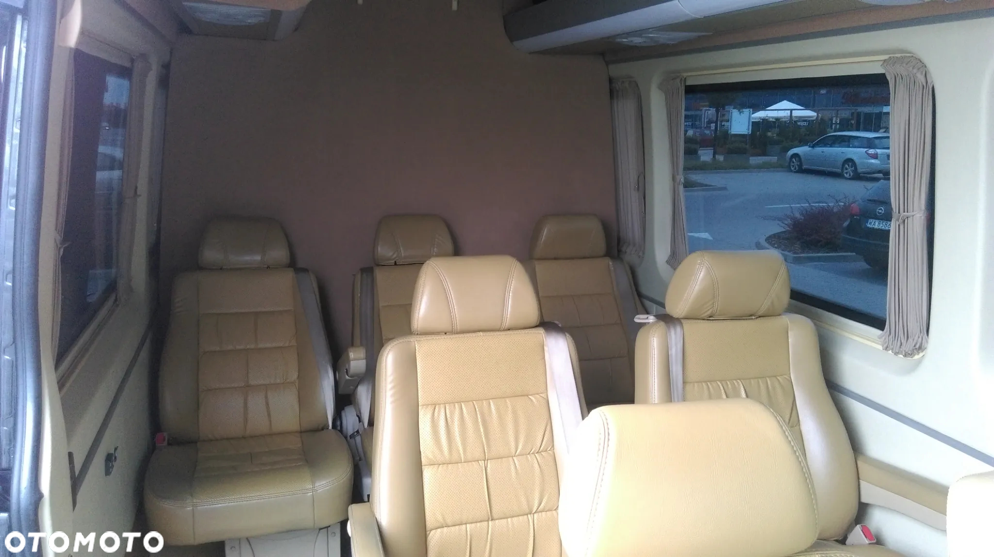 Mercedes-Benz Sprinter - 11