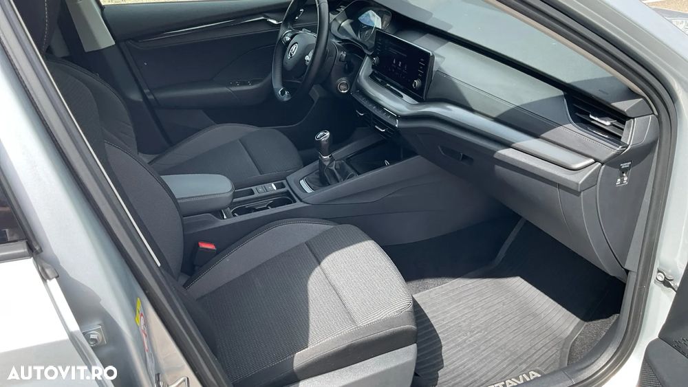 Skoda Octavia 1.5 TSI Ambition - 10