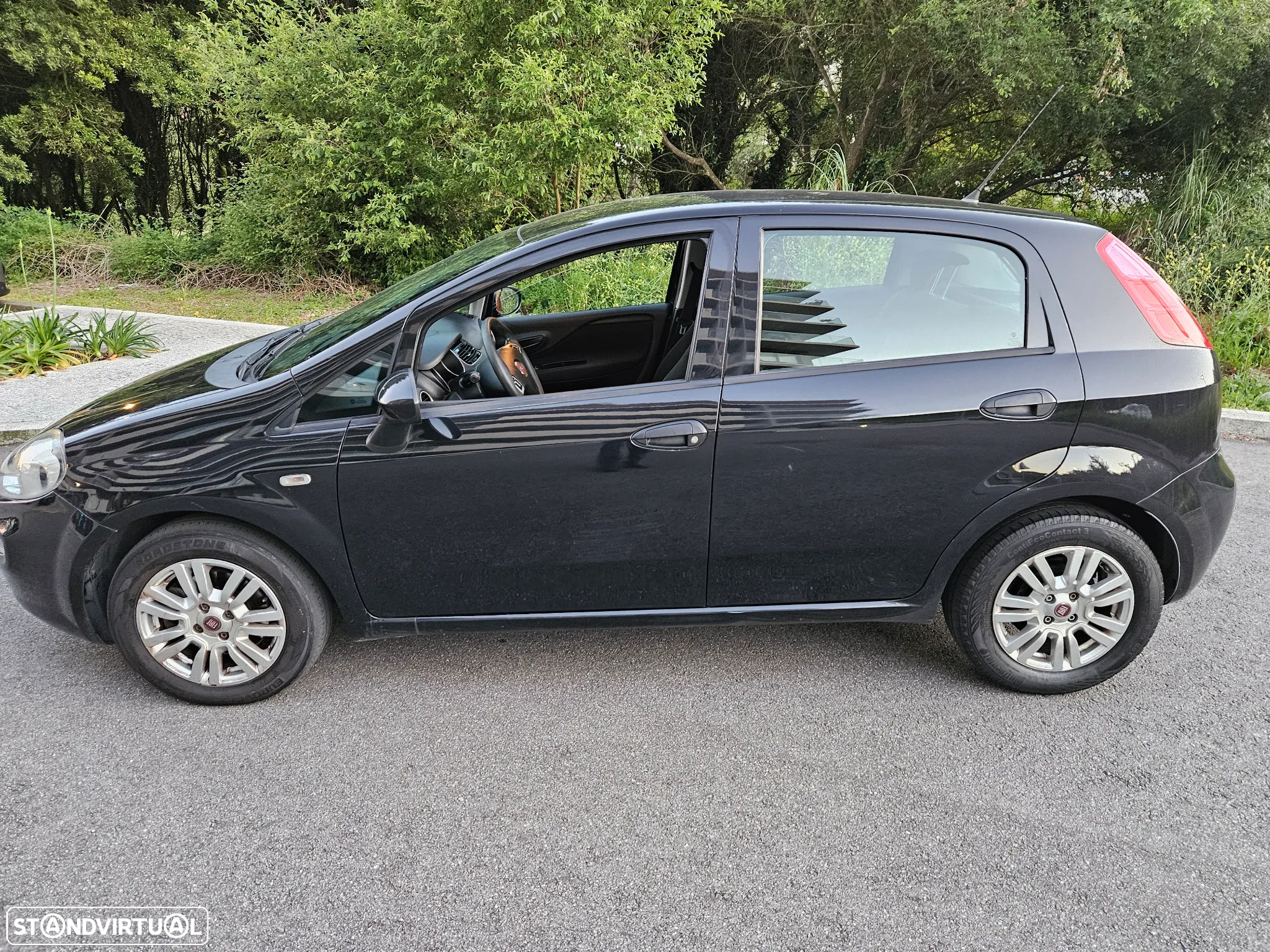 Fiat Punto 1.3 M-Jet Lounge S&S - 3