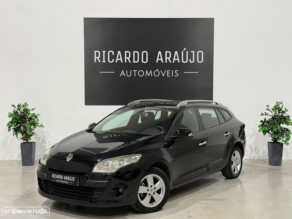 Renault Mégane Sport Tourer 1.5 dCi Dynamique - 1