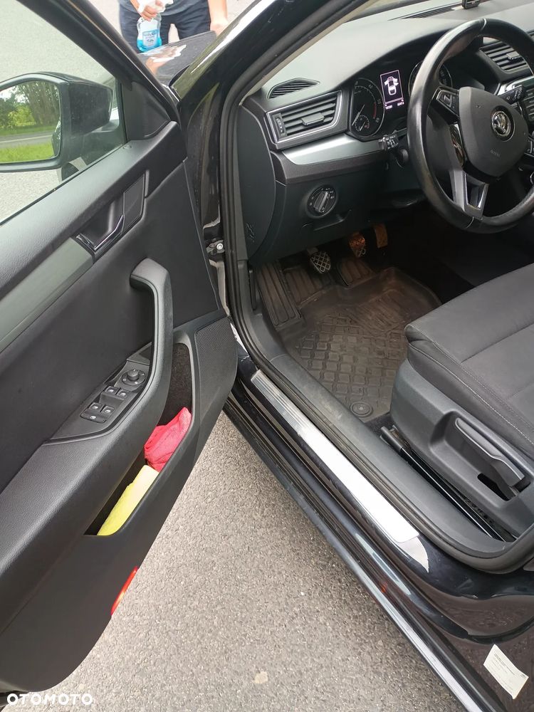 Skoda Superb 2.0 TDI Ambition - 9