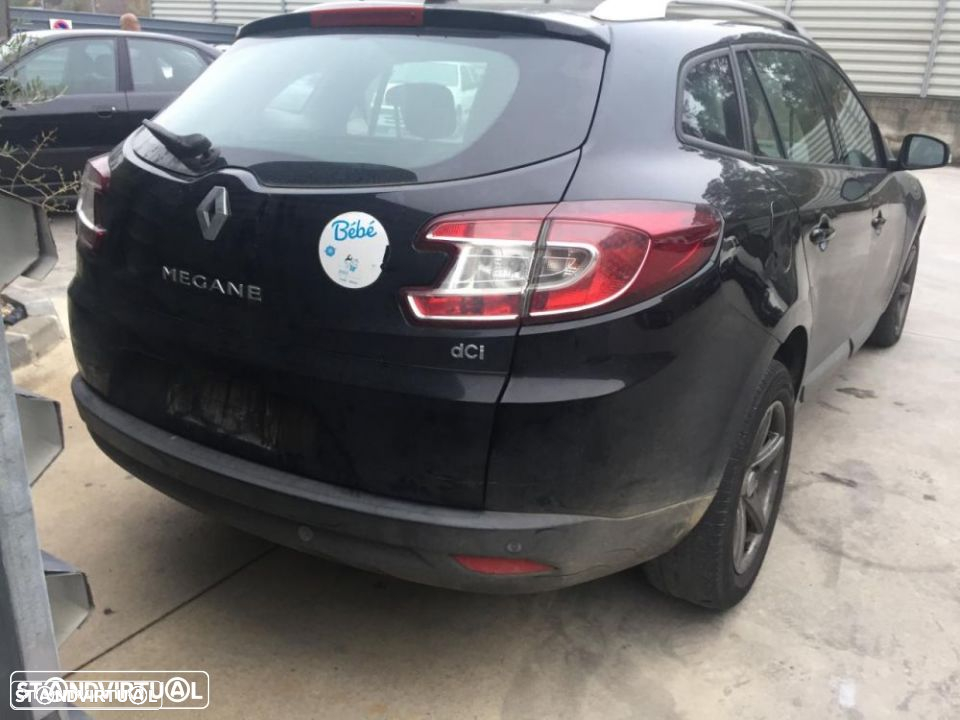 Renault Megane III sport tourer 1.5 dci de 2011 para peças - 5