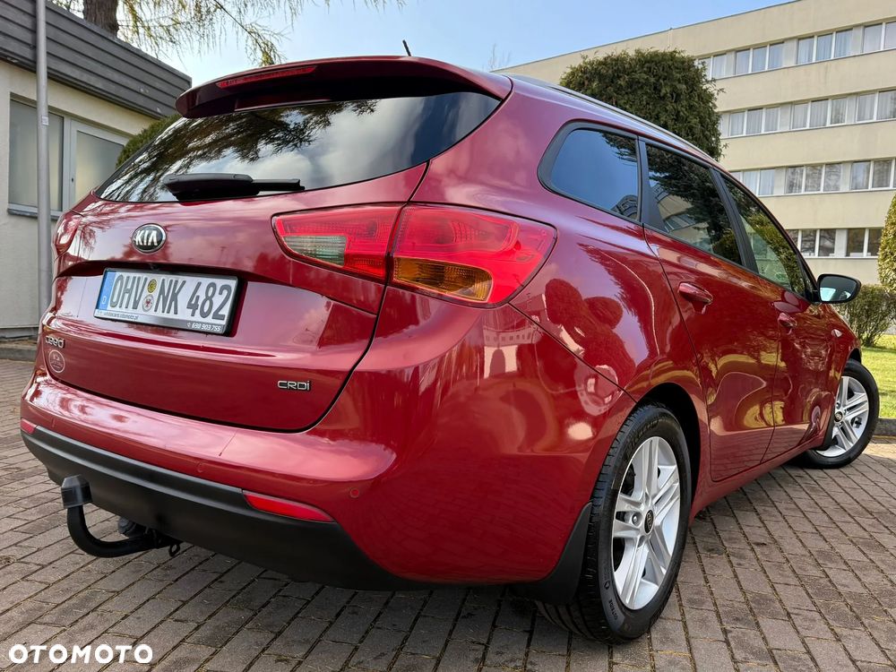 Kia Ceed 1.4 CRDi 90 SW Vision - 24