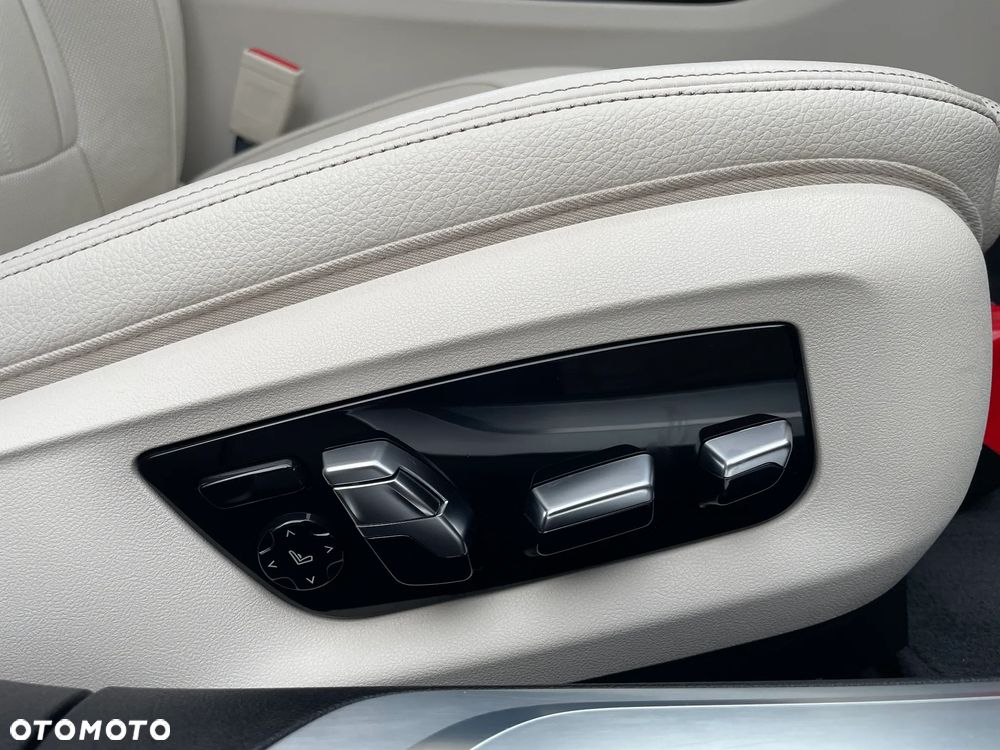 BMW Seria 7 730d xDrive - 15
