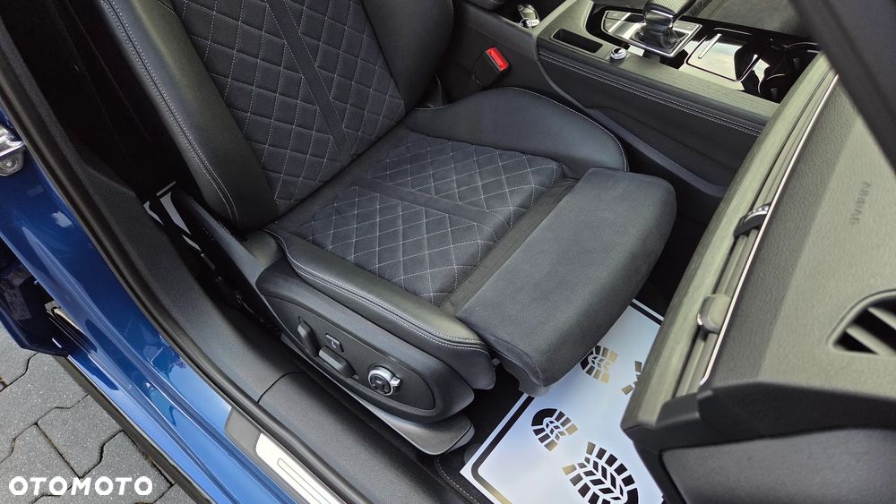 Audi A4 Avant - 13