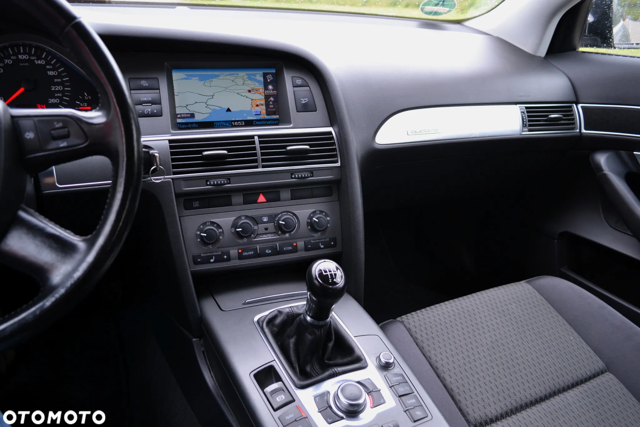 Audi A6 Avant 2.4 quattro - 15