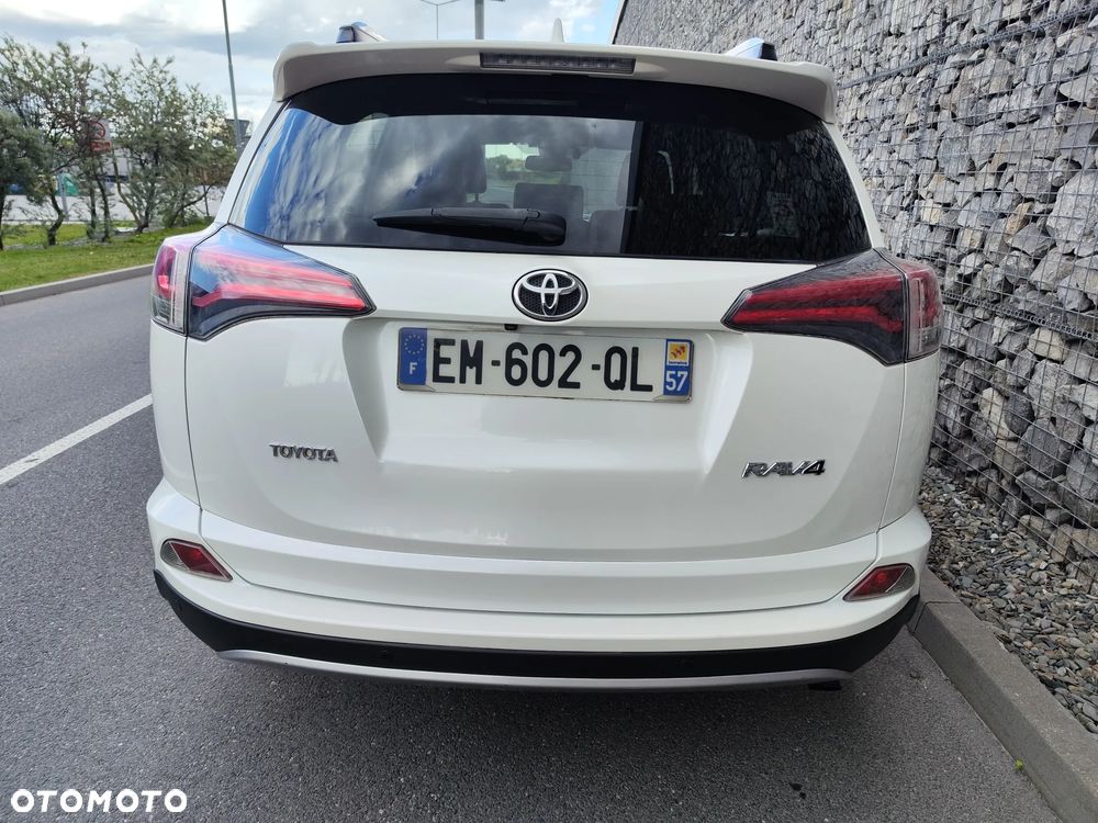 Toyota RAV4 - 17