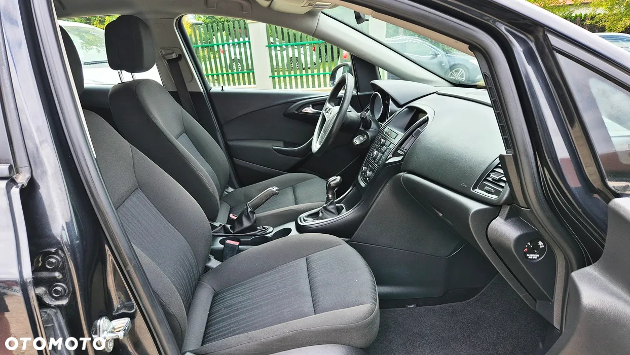 Opel Astra 1.4 Turbo Sport - 37