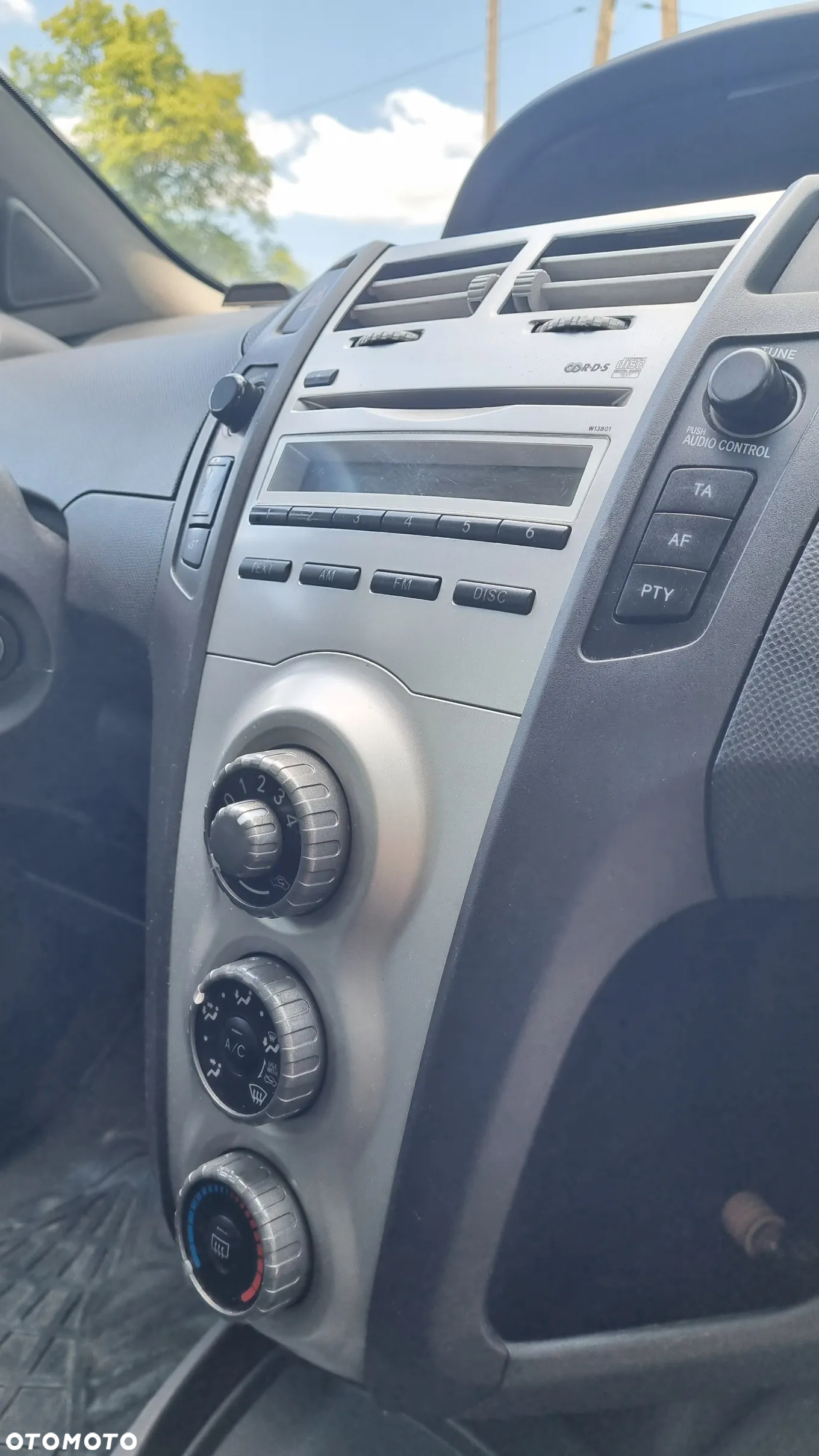 Toyota Yaris 1.0 Luna A/C - 14