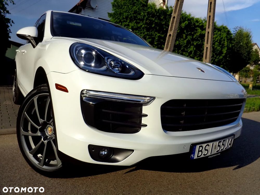 Porsche Cayenne - 4