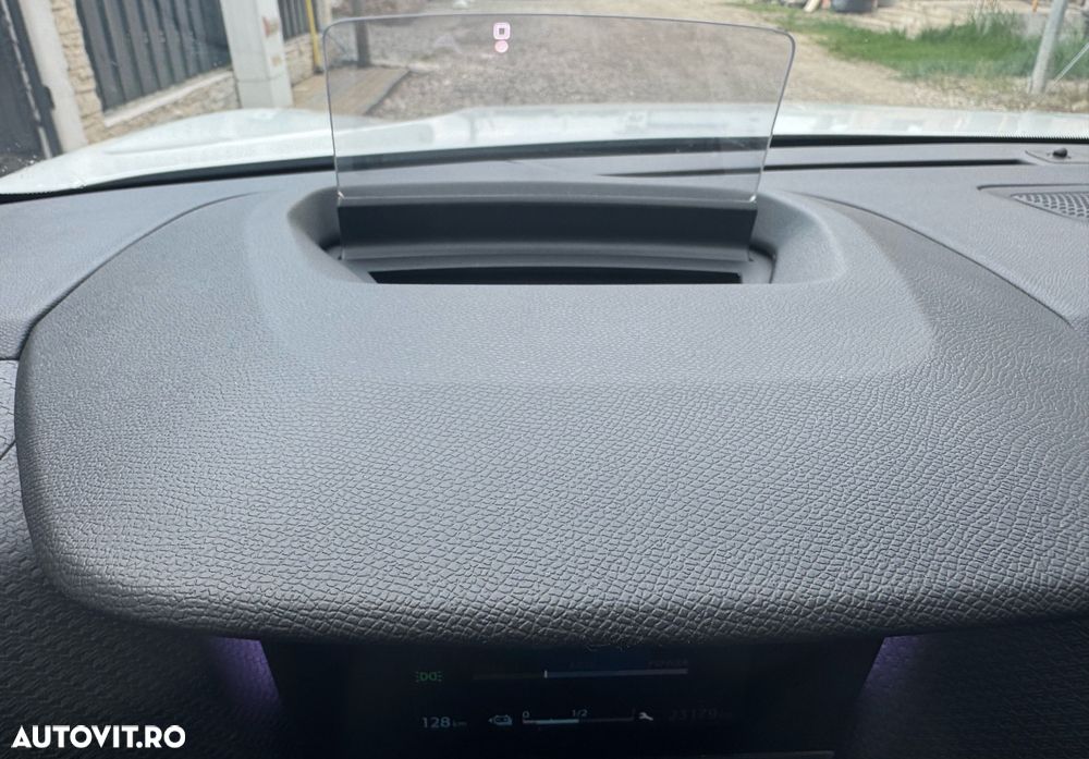 Citroën C4 E-C4 136 SHINE - 8