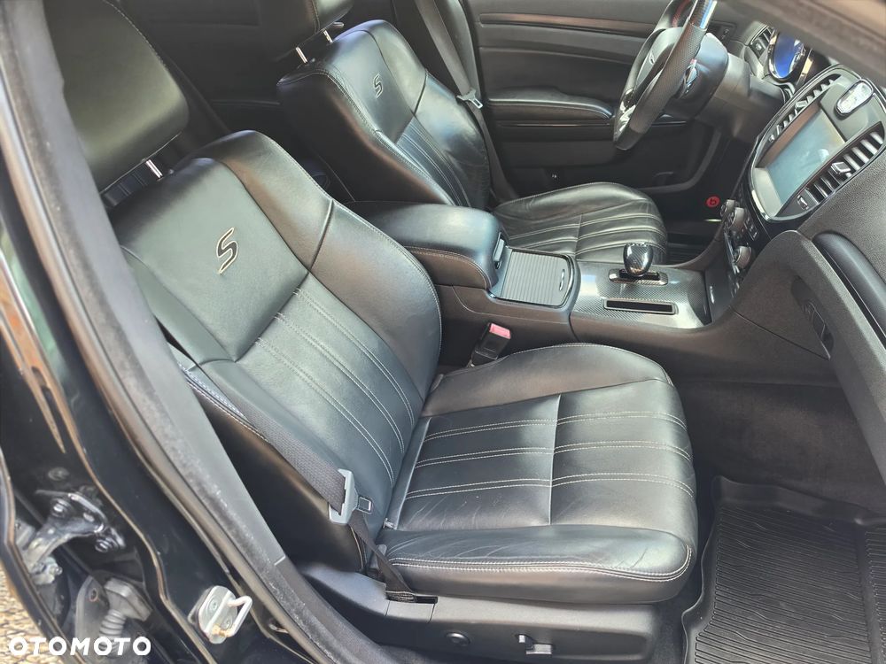 Chrysler 300 - 23
