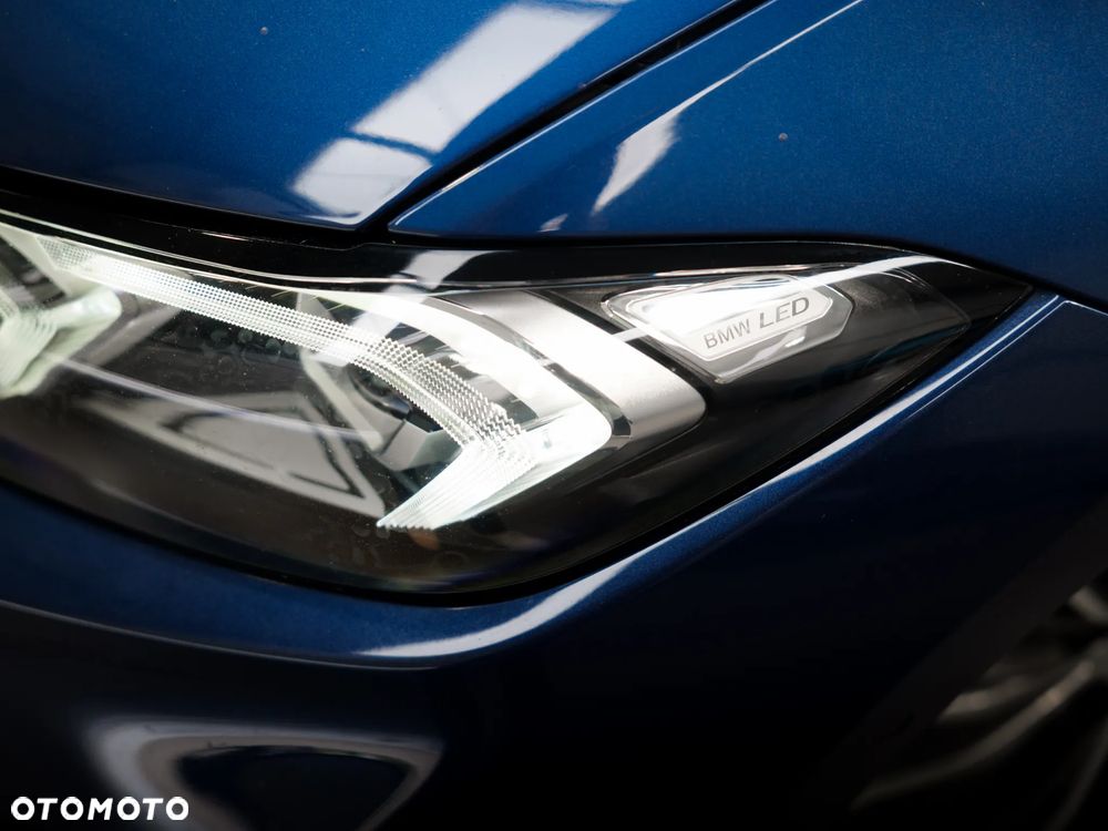 BMW Seria 3 320d xDrive mHEV - 3