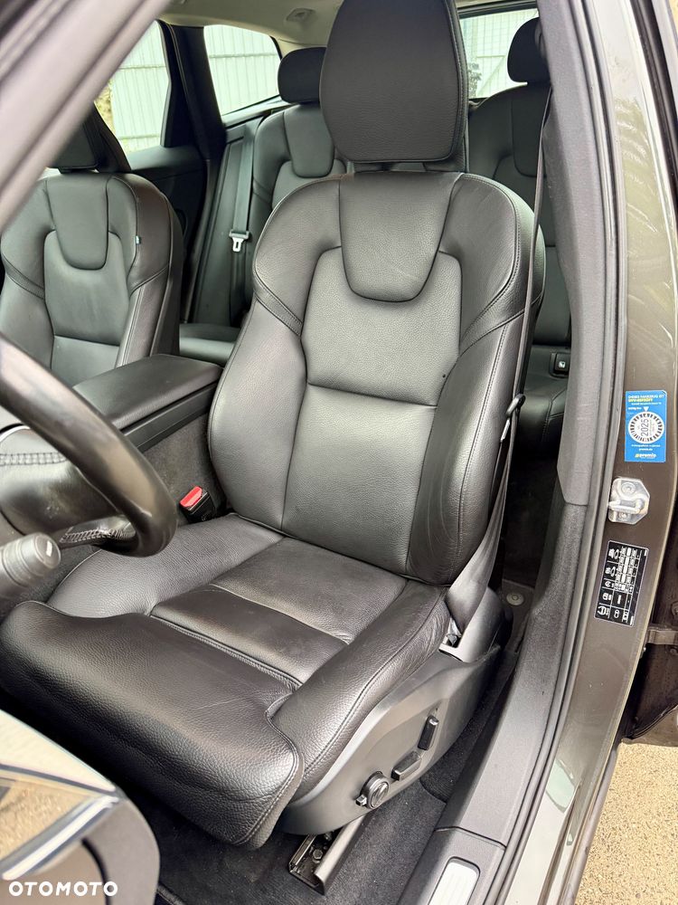 Volvo XC 60 B4 D AWD Inscription - 14