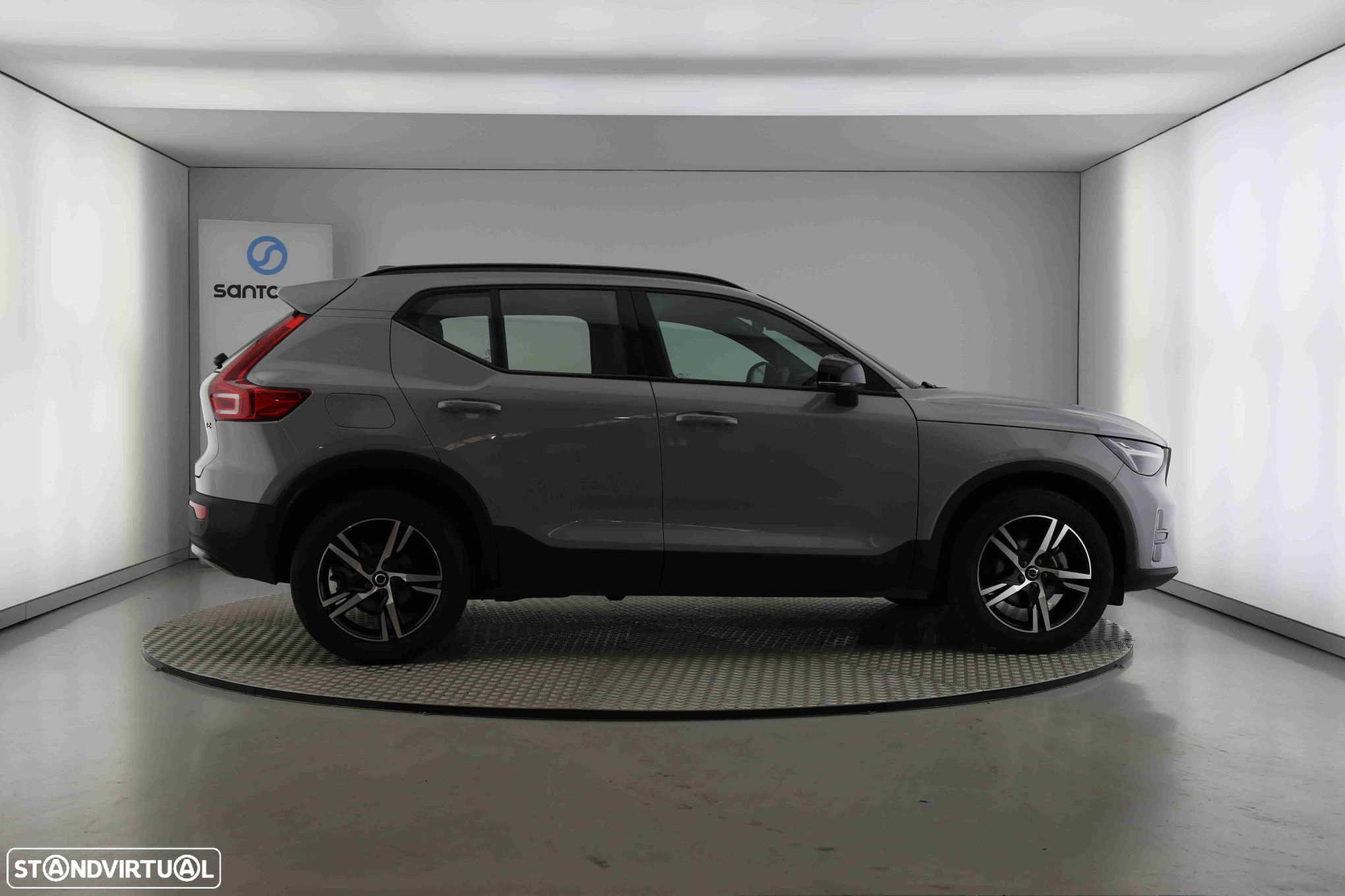 Volvo XC 40 1.5 T2 Plus Dark Auto - 3