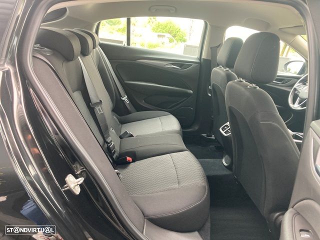 Opel Insignia Grand Sport 1.6 CDTi Business Edition - 31