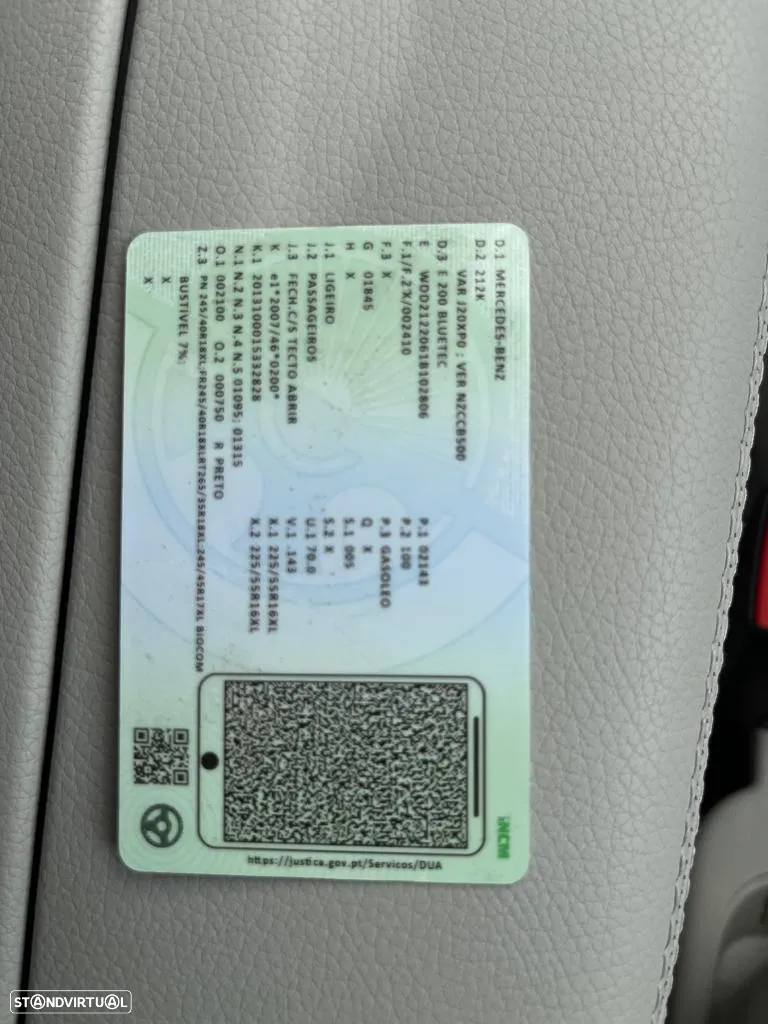 Mercedes-Benz E 200 BlueTEC Avantgarde Auto - 32