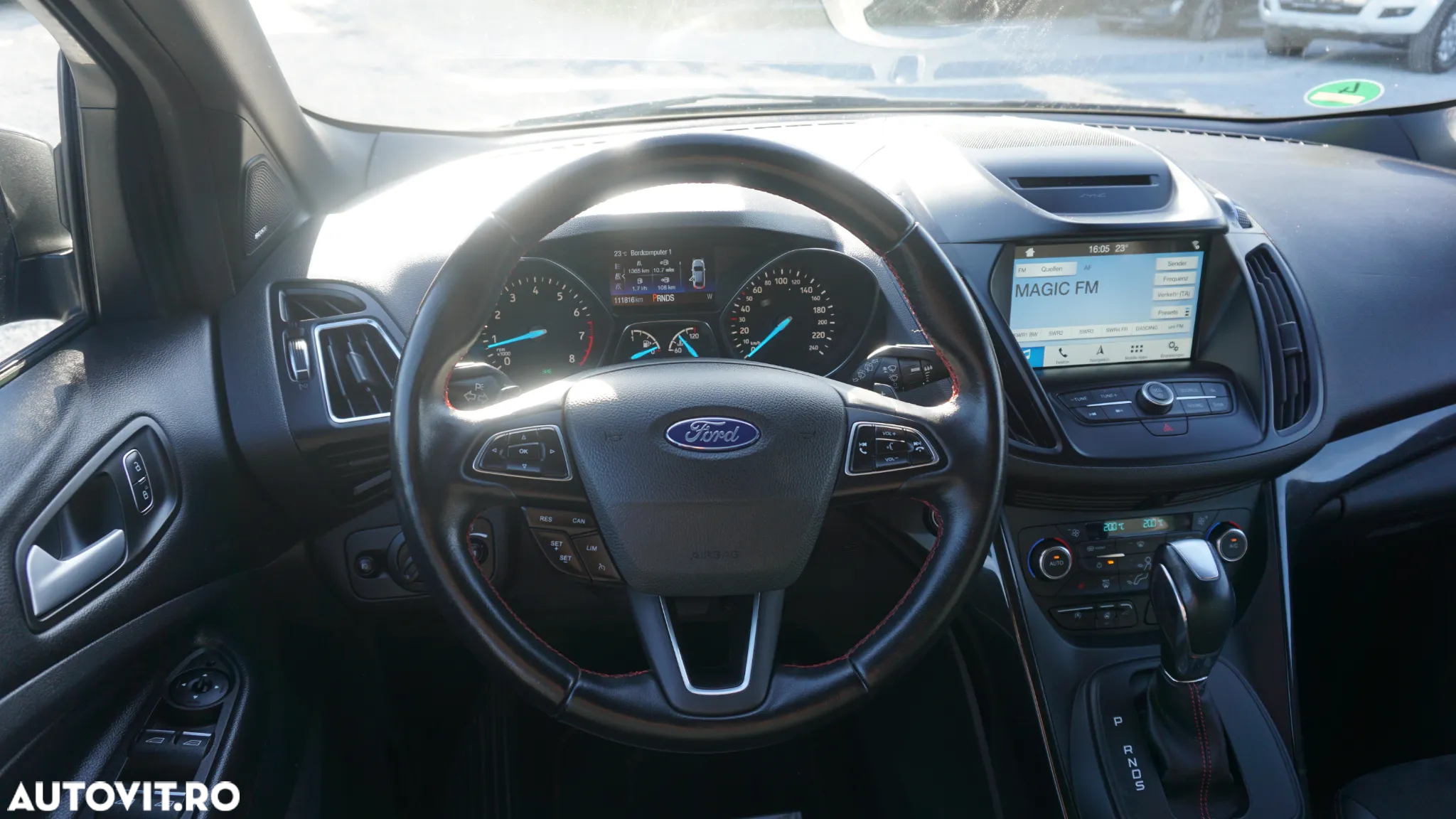 Ford Kuga 1.5 EcoBoost 4x4 Aut. ST-Line - 17