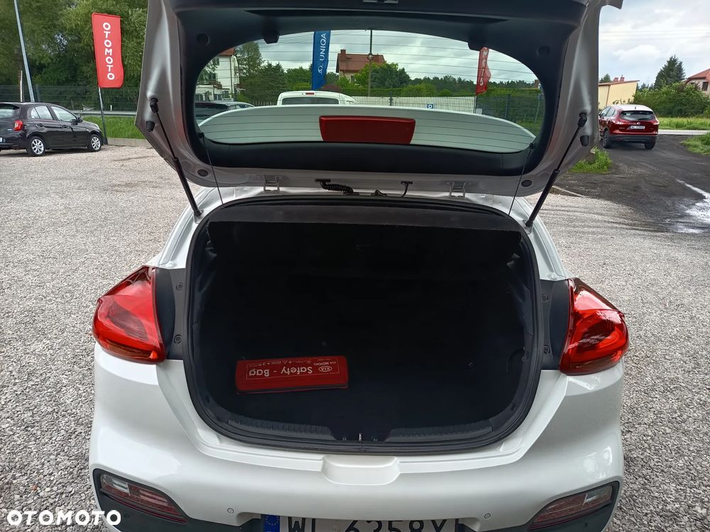 Kia ProCeed 1.6 CRDi ISG Spirit - 28