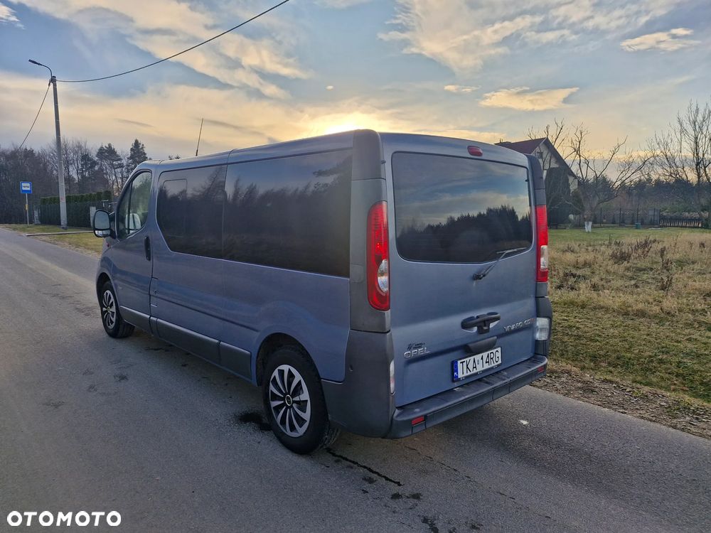 Opel Vivaro L2H1 2.9t - 4