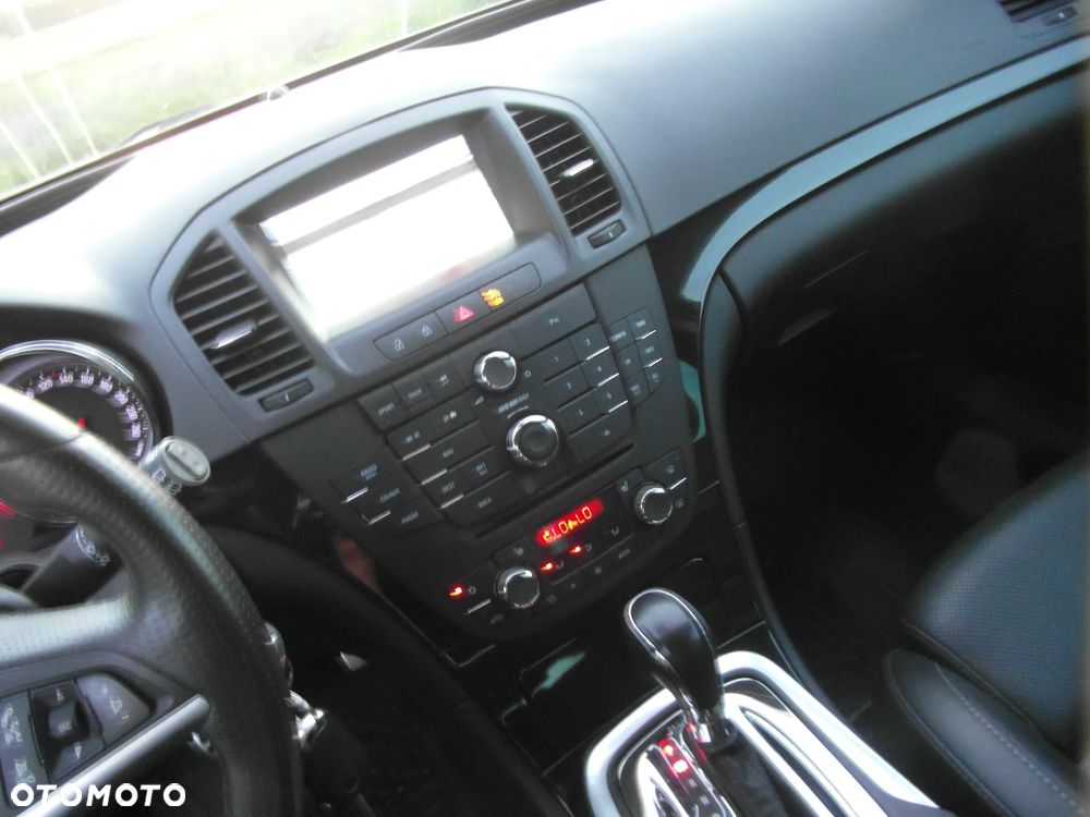 Opel Insignia 2.0 T Cosmo 4x4 - 26